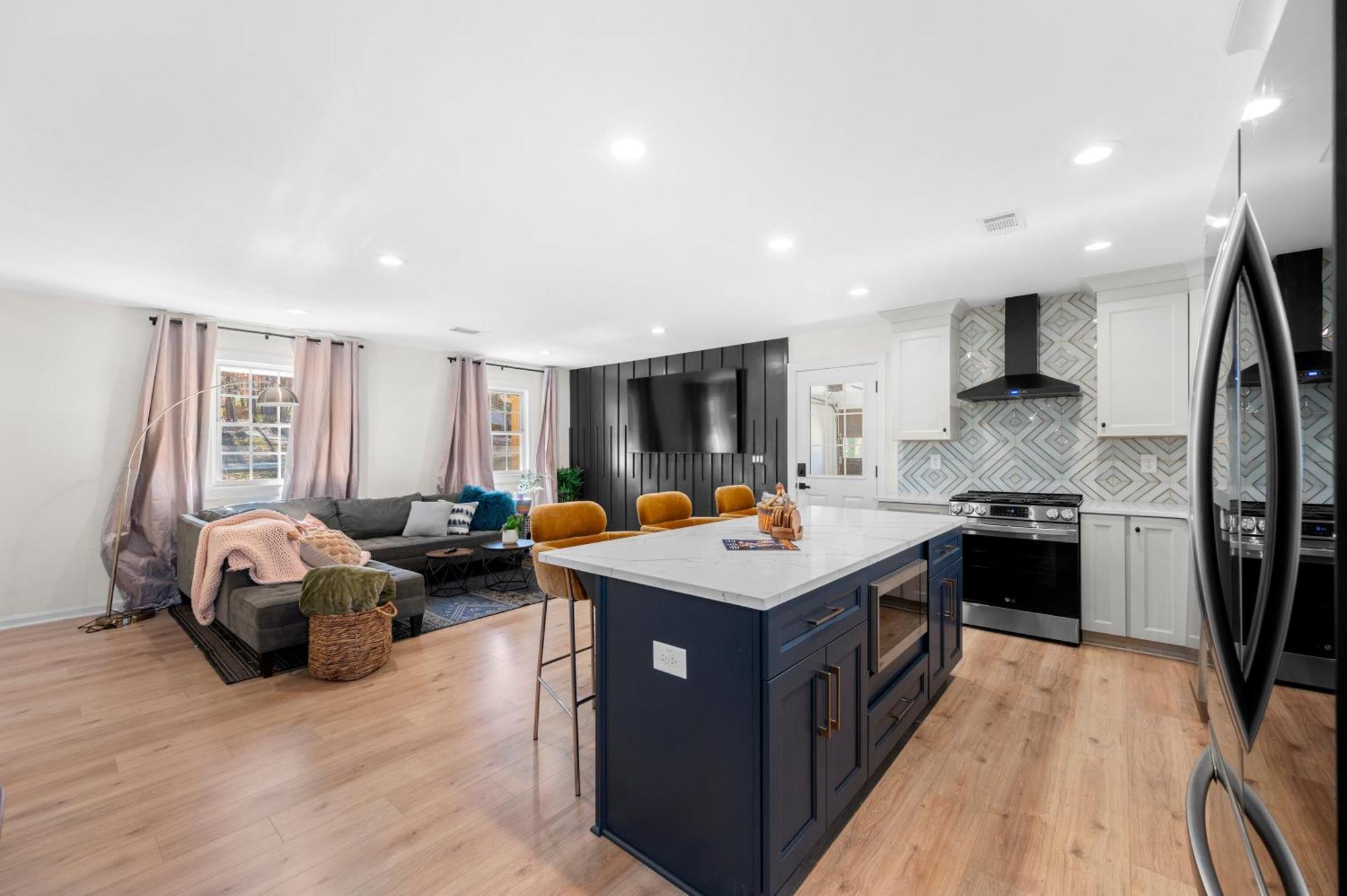 Outdoor Projector, Arcade, Fire Pit, 2 Car Garage, 2 Living Rooms سنيلفيل المظهر الخارجي الصورة