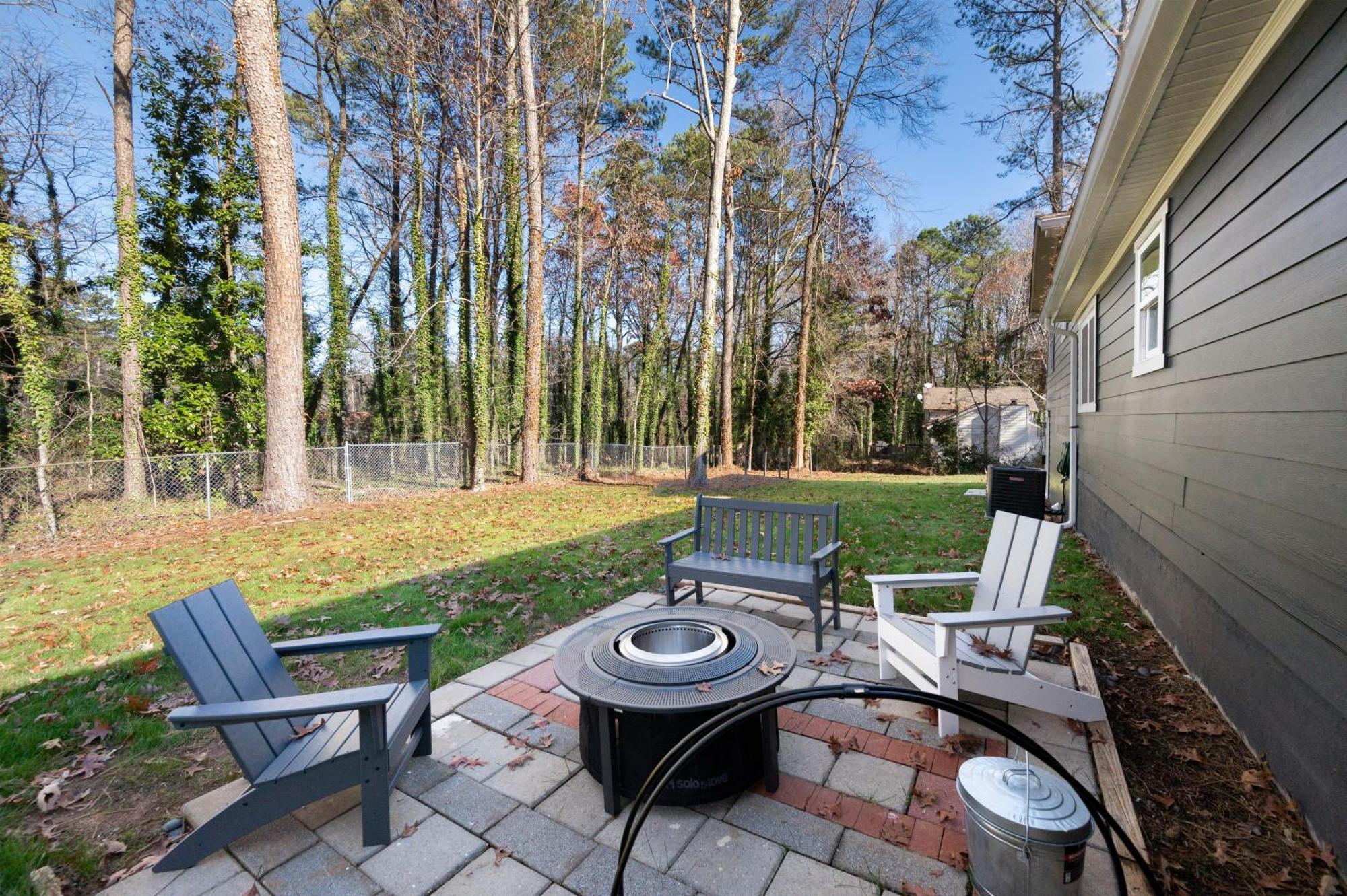 Outdoor Projector, Arcade, Fire Pit, 2 Car Garage, 2 Living Rooms سنيلفيل المظهر الخارجي الصورة